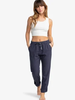 On The Seashore - Cargo Hose Aus Leinen Fur Frauen><noscript><img width=